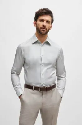 Camisa slim fit en algodón a rayas