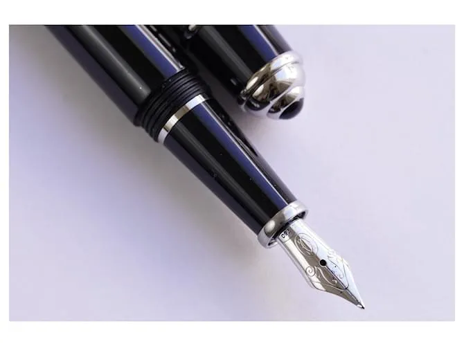 CARTIER DIABOLO FOUNTAIN PEN ST180117 Negro 