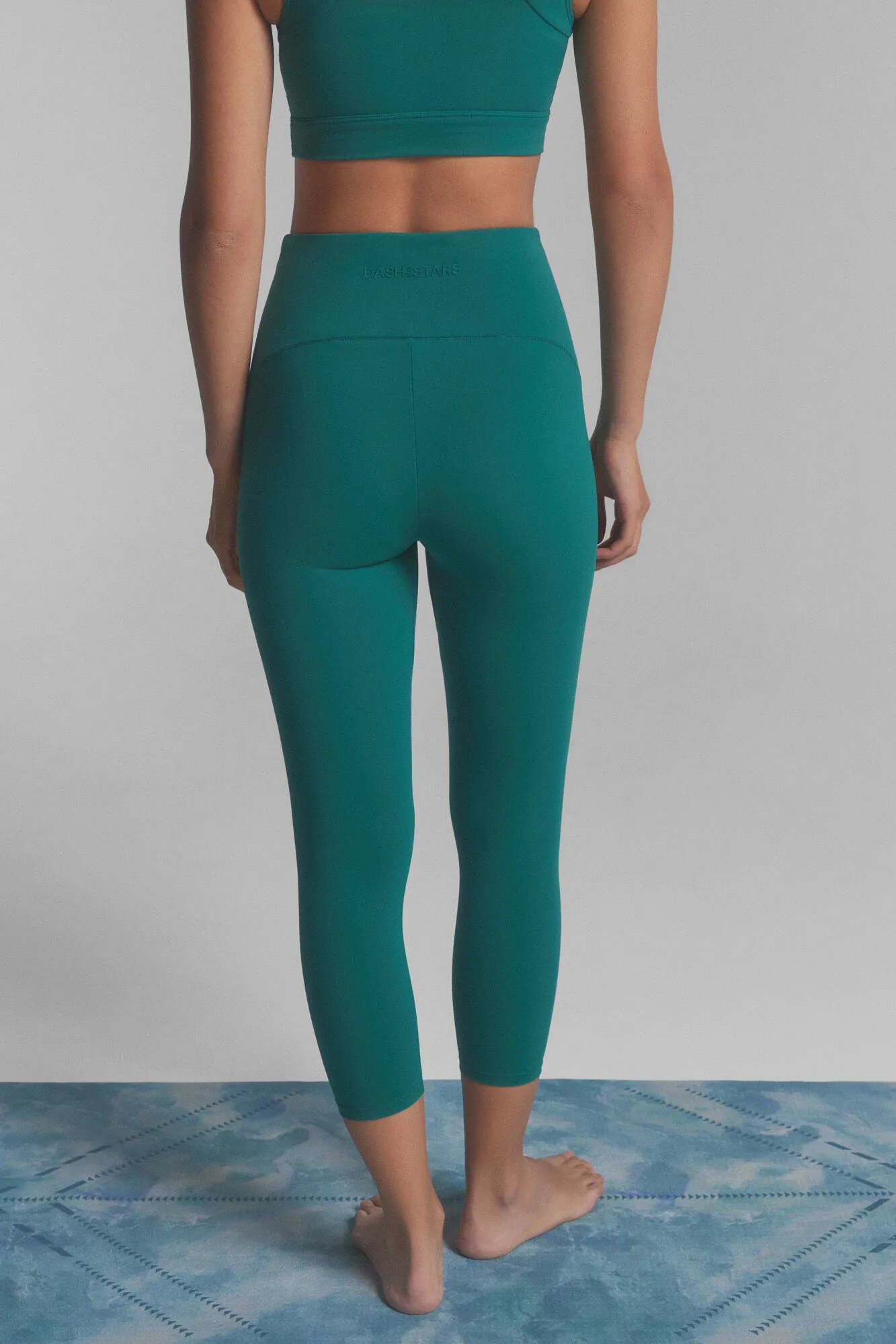 Dash and Stars Leggings SOFT MOVE crop verde