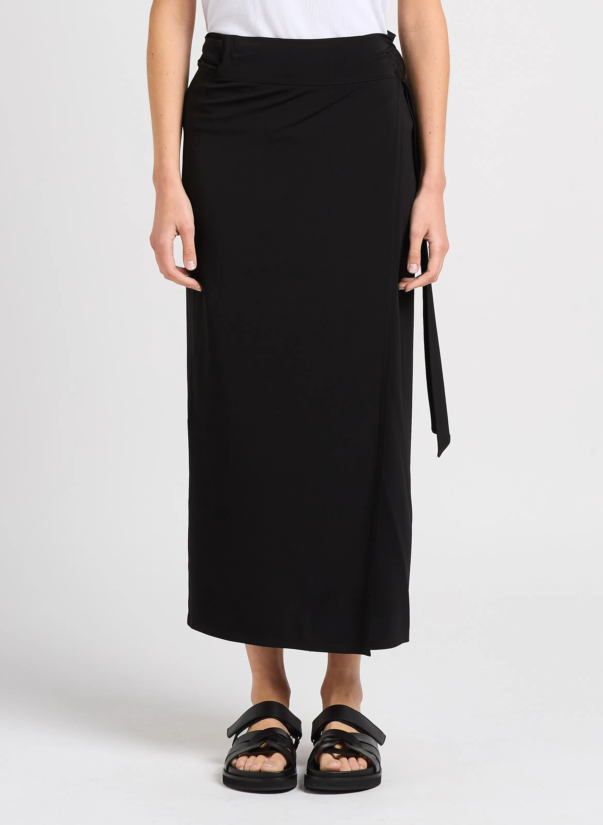 MAX MARA LEISURE BEATO - Pareo recto en negro